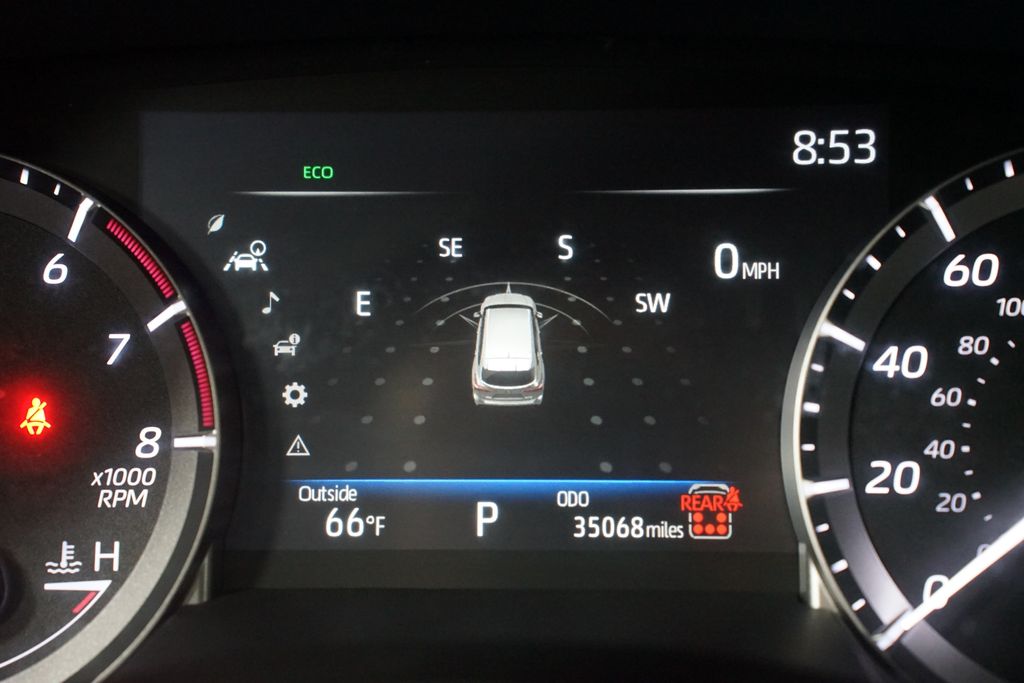 Thumbnail: 2024 Toyota Highlander - 16