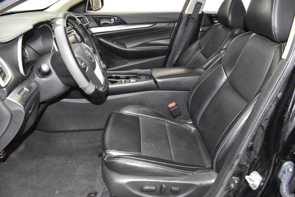 Thumbnail: 2021 Nissan Maxima - 7