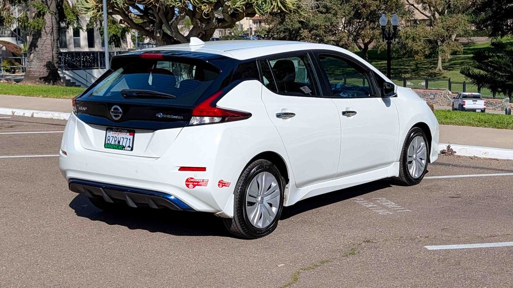 Used 2022 Nissan Leaf S 4D Hatchback