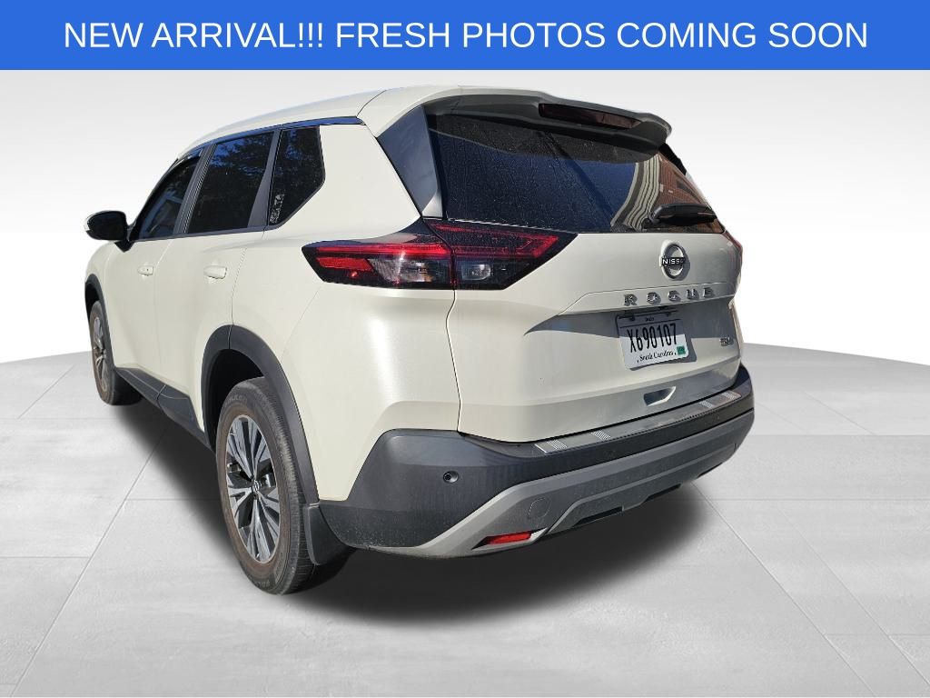 2023 Nissan Rogue SV 6