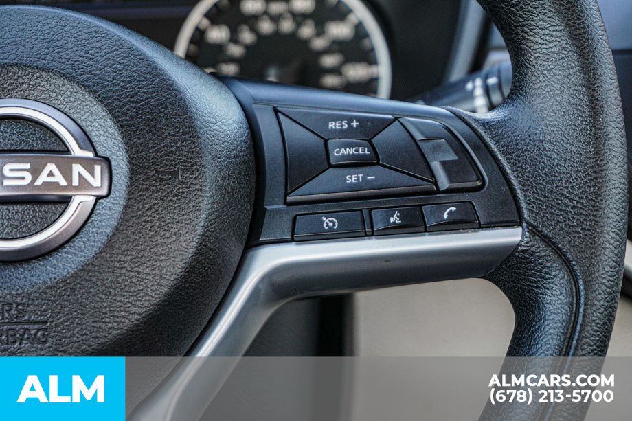 Used 2025 Black Nissan 2.5 SV image 29