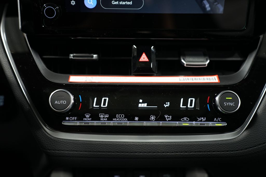 2025 Toyota Corolla Cross XLE 20