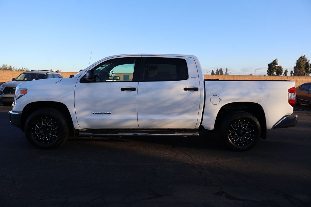 2017 Toyota Tundra SR5 7