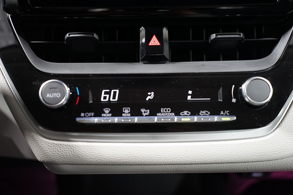 2024 Toyota Corolla LE 20