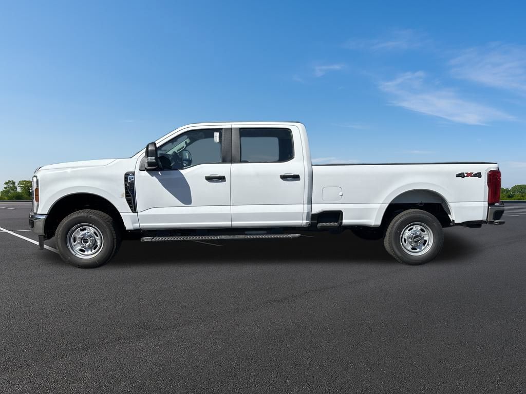 New 2026 Ford Super Duty F-250 Crew Cab 8' Box XL