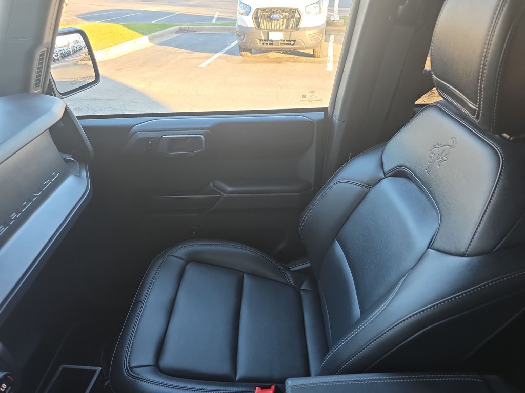 Certified Used 2025 Gray Ford Badlands image 36