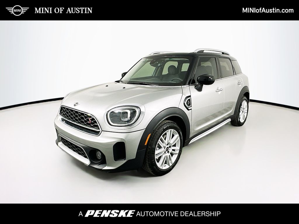 2024 MINI Cooper Countryman Iconic -
                Austin, TX