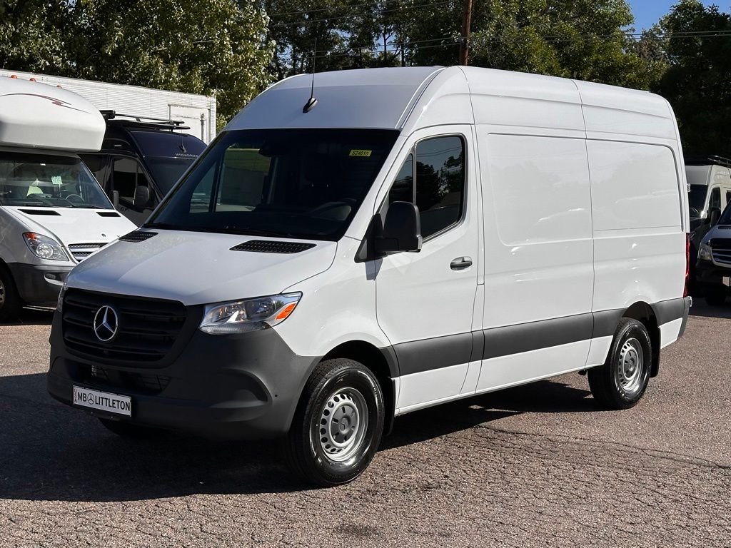 2024 Mercedes-Benz Sprinter 2500 Cargo 144 WB 5