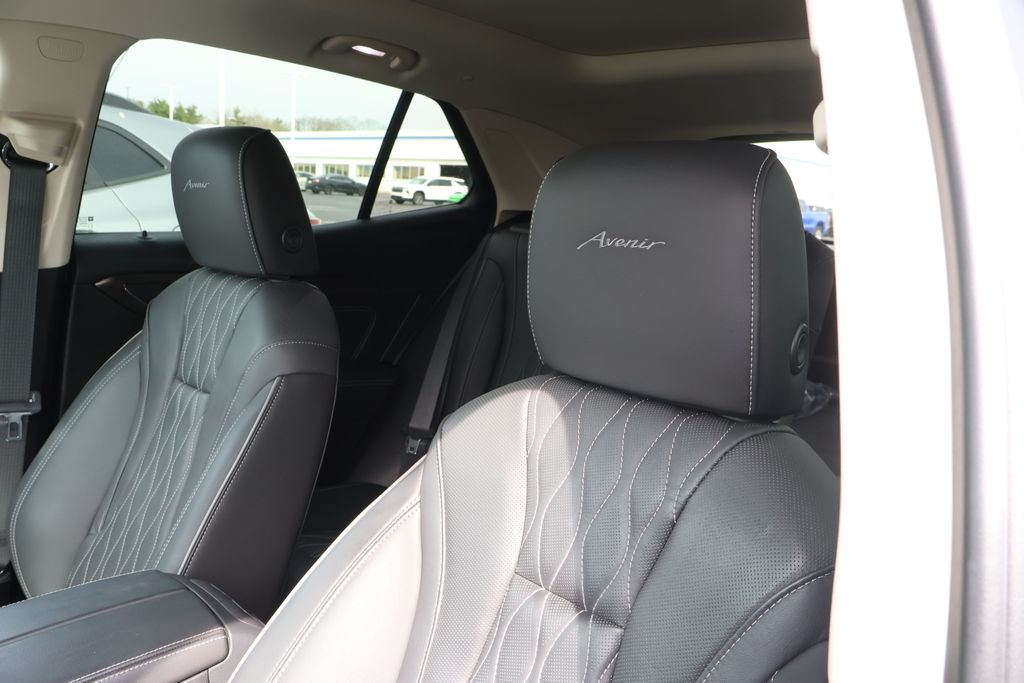 Thumbnail: 2023 Buick Envision - 9