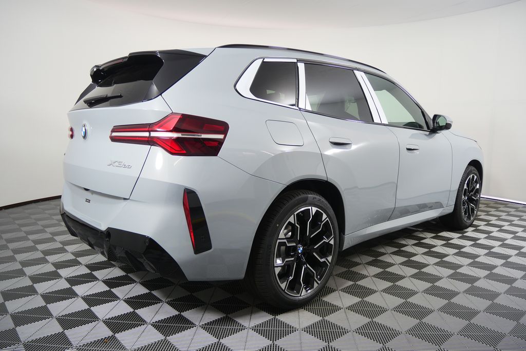 Thumbnail: 2026 BMW X3 - 3