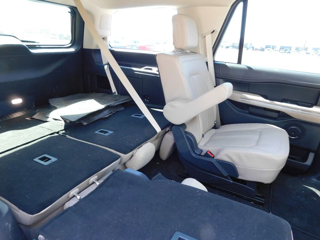 Thumbnail: 2023 Ford Expedition - 5