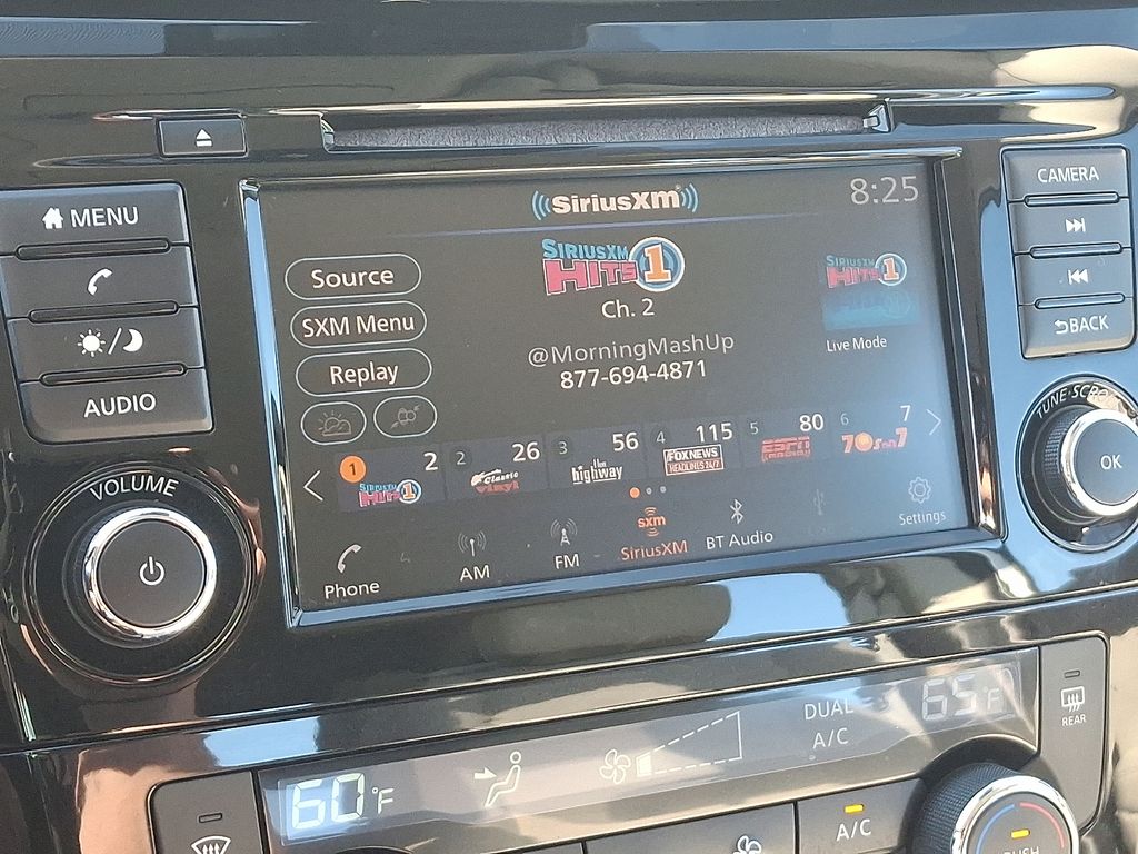 2022 Nissan Rogue Sport SV 17