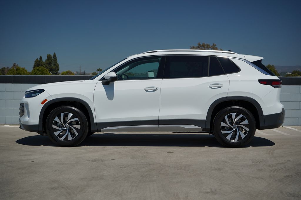 Thumbnail: 2026 Volkswagen Tiguan - 3