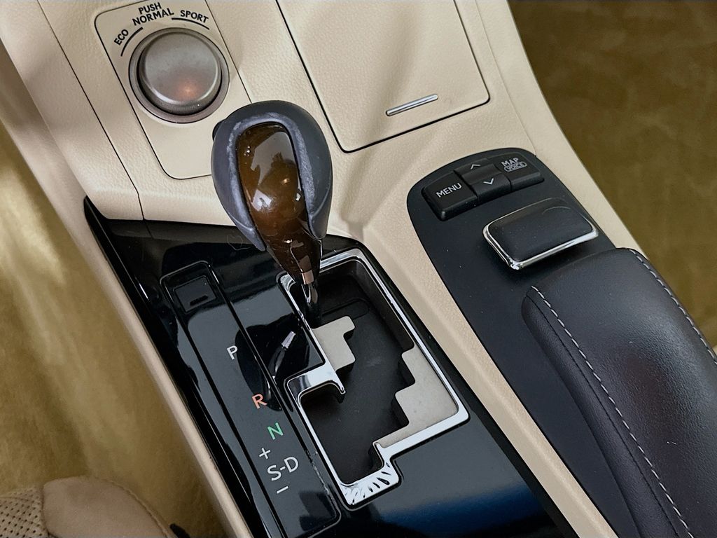 2014 Lexus ES 350 17