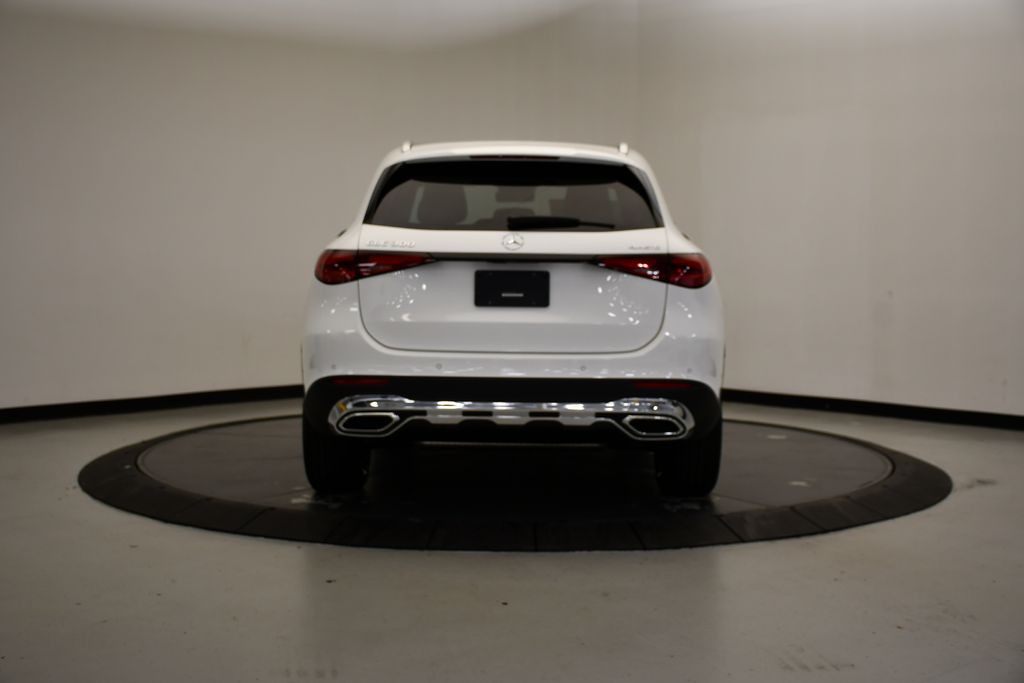 Thumbnail: 2026 Mercedes-Benz GLC - 4