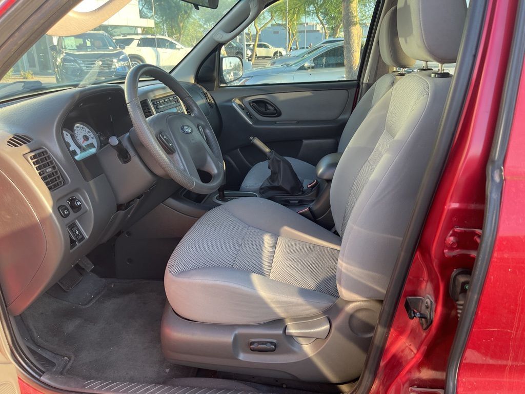 2005 Ford Escape XLT 7