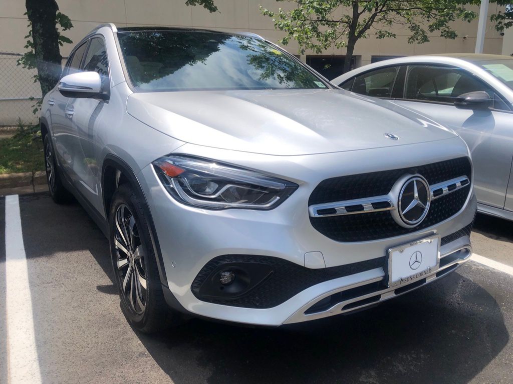 Thumbnail: 2021 Mercedes-Benz GLA - 3