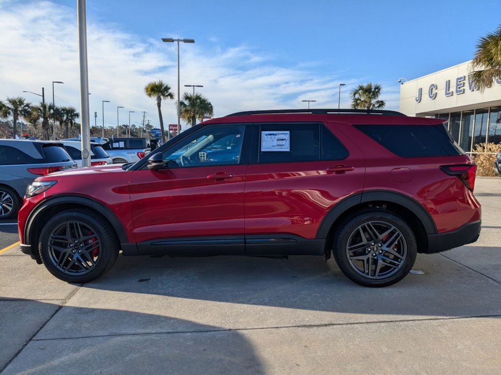 2025 Ford Explorer ST