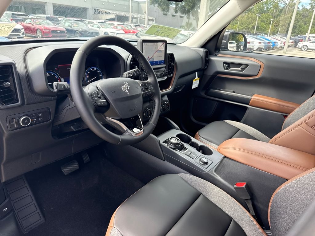2024 Ford Bronco Sport Outer Banks photo 4