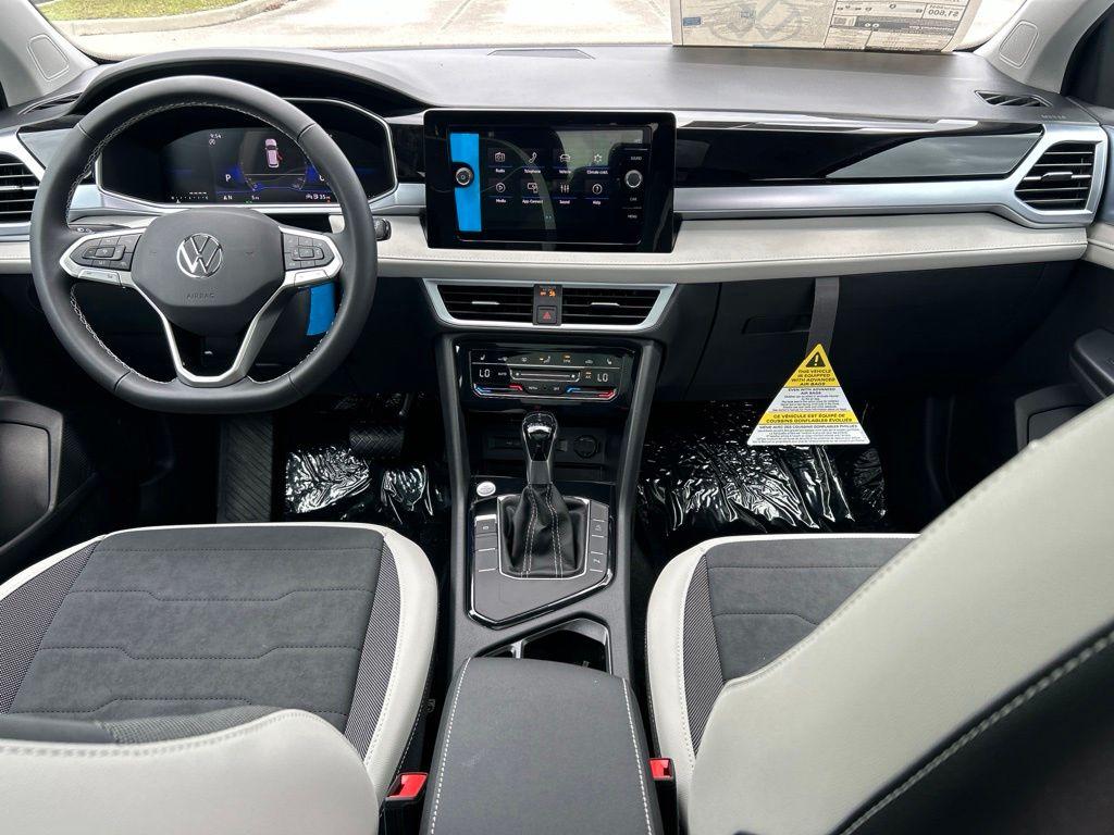 New 2026 Gray Volkswagen 1.5T SE image 10