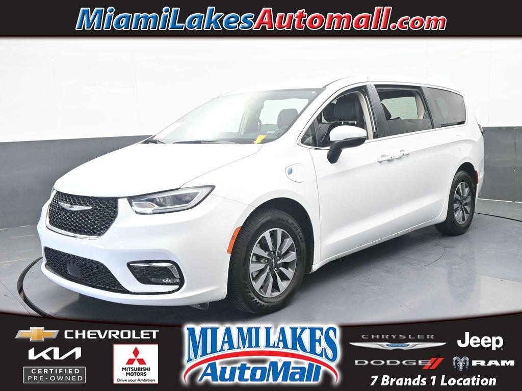 2023 Chrysler Pacifica Hybrid Touring L FWD