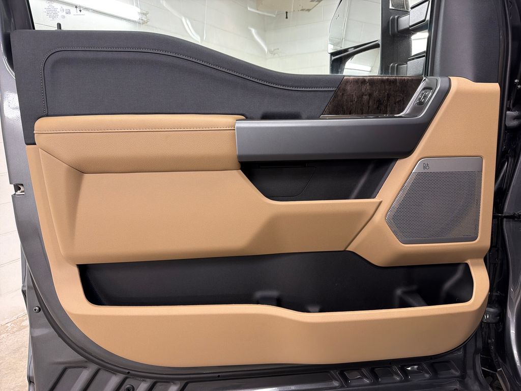 New 2026 Gray Ford Lariat image 15