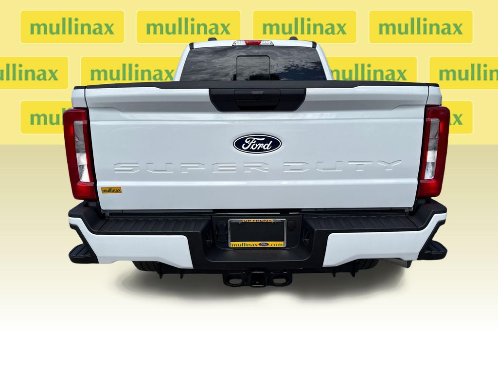 2027 Ford Super Duty F-250 SRW 4X4 Truck