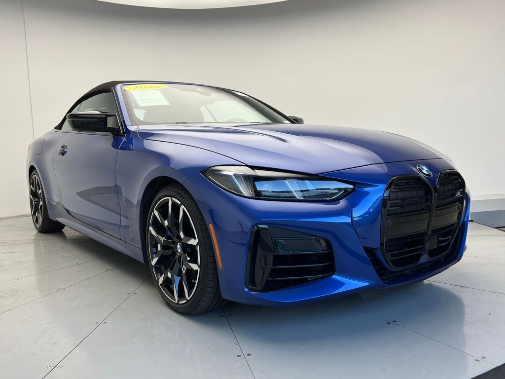 Thumbnail: 2025 BMW 4 Series - 4