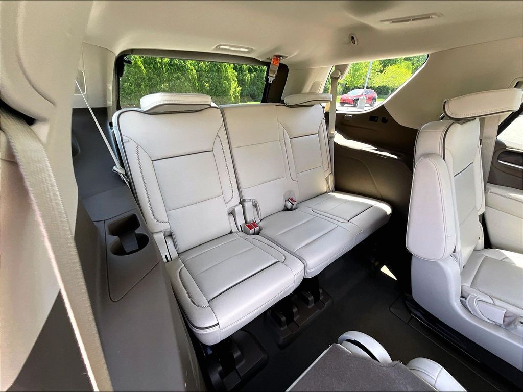 2022 GMC Yukon — photo 17