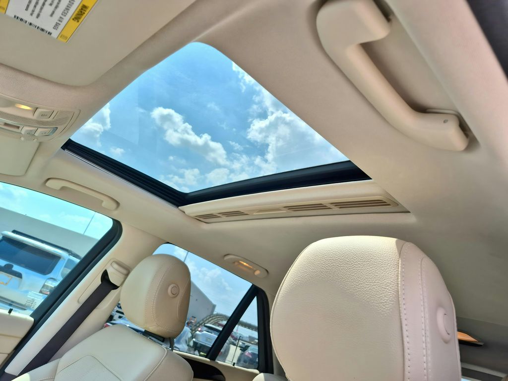 2019 Mercedes-Benz GLE GLE 400 White at Central Houston Nissan