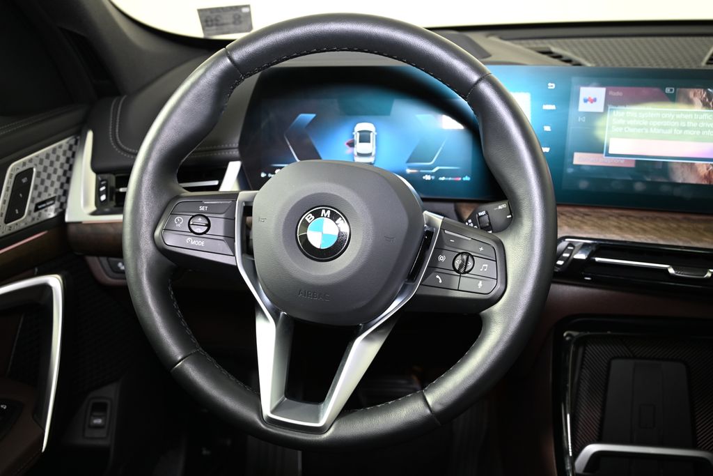 Thumbnail: 2025 BMW X1 - 17