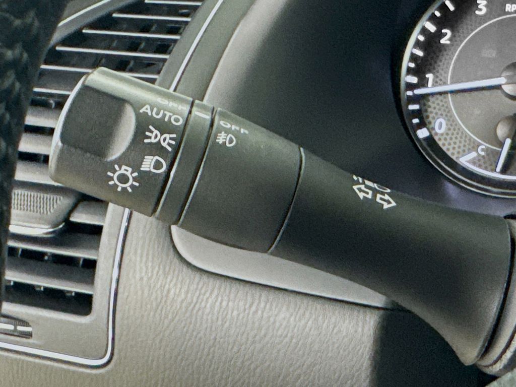Used Car 2024 Nissan Armada  Sv For Sale Under $35,000 In Austin, Texas