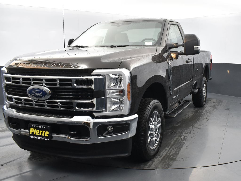 2025 Ford F-250 Super Duty XLT Regular Cab LB 4WD