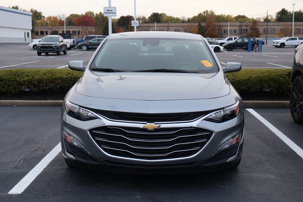 Thumbnail: 2023 Chevrolet Malibu - 2