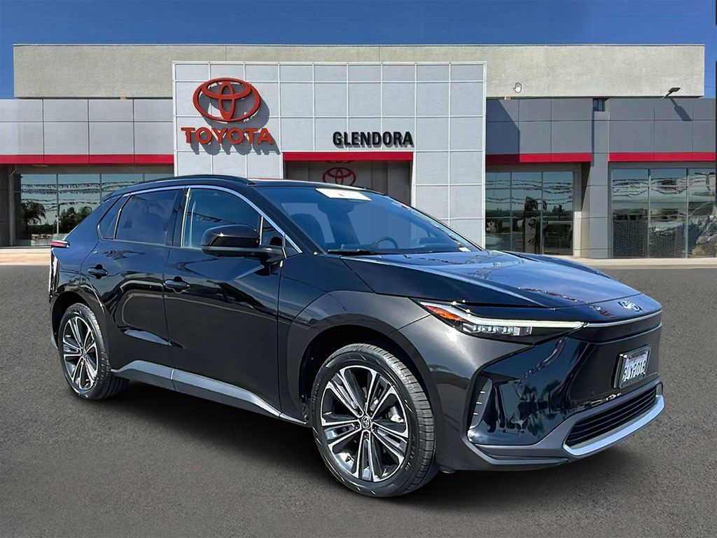 2023 Toyota bZ4X Limited FWD