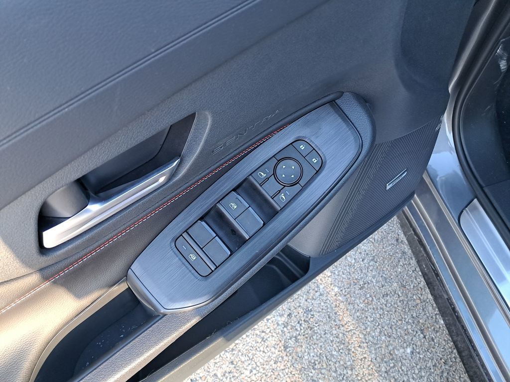 2026 Nissan Sentra SR - 11