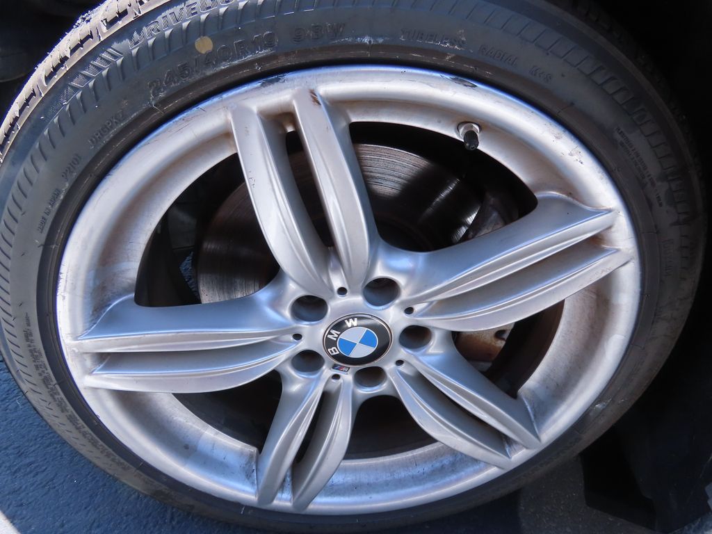 2016 BMW 5 Series 550i xDrive 15
