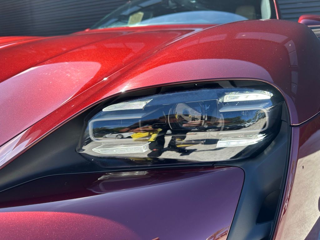 Thumbnail: 2021 Porsche Taycan - 13