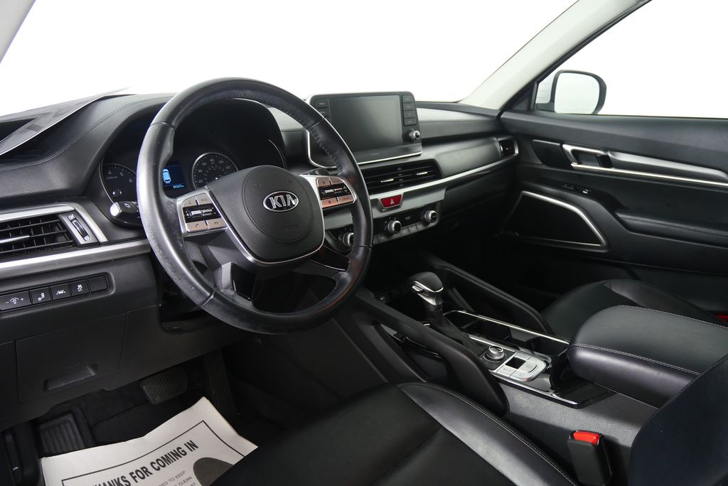 2021 Kia Telluride LX 13
