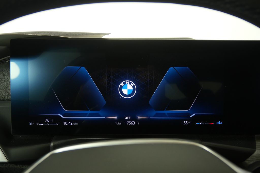 Thumbnail: 2025 BMW 4 Series - 18