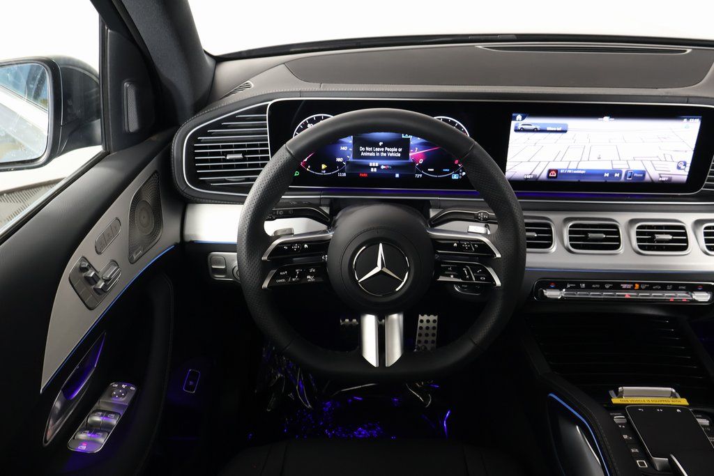 2025 Mercedes-Benz GLS 450 4MATIC 3