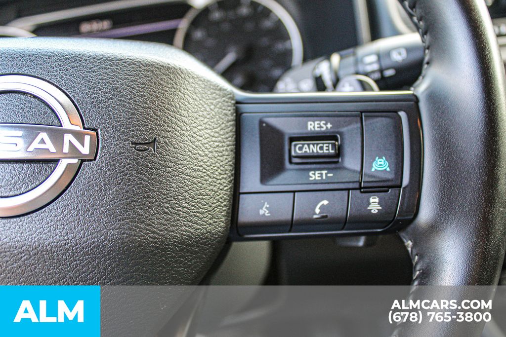 Used 2025 Silver Nissan SV image 26