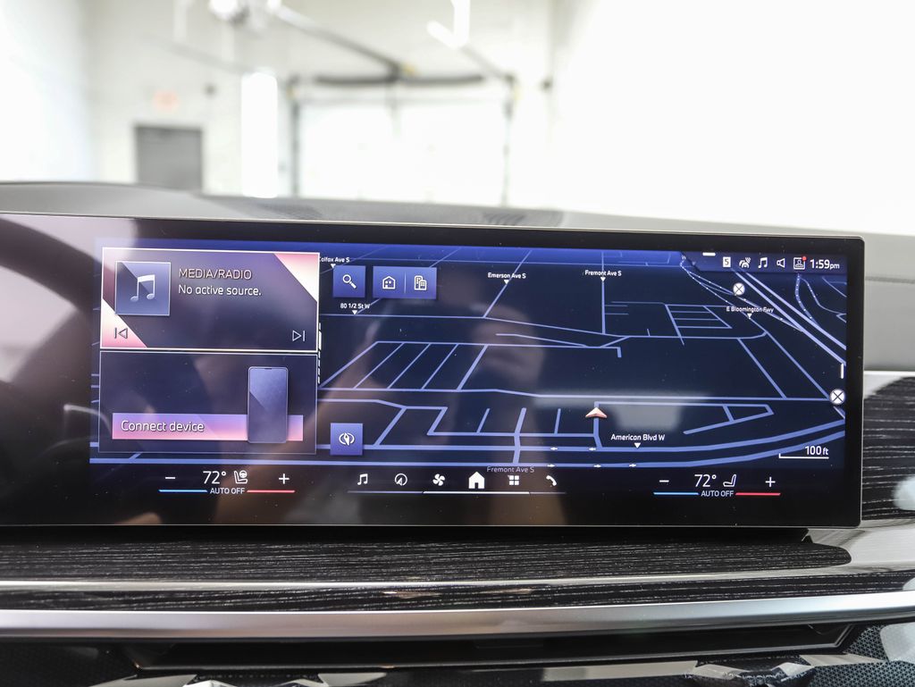 Thumbnail: 2026 BMW X5 - 13