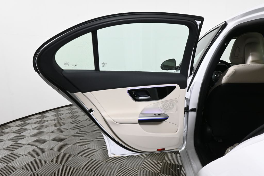 Thumbnail: 2023 Mercedes-Benz C-Class - 30