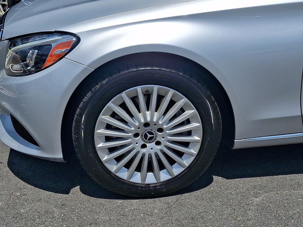 Thumbnail: 2017 Mercedes-Benz C-Class - 8
