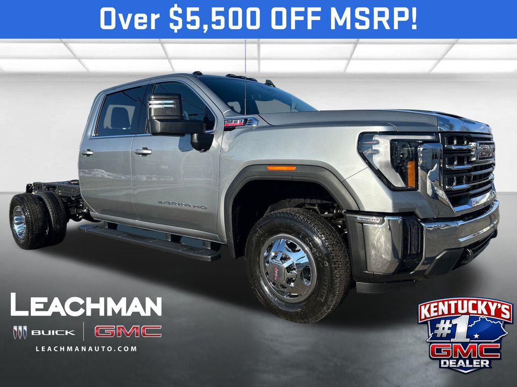 2026 GMC Sierra 3500HD Chassis SLE Crew Cab 4WD