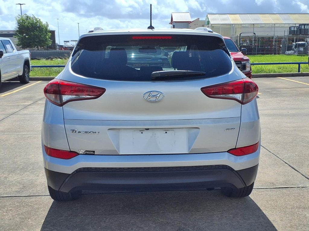 2017 Hyundai Tucson SE Silver at Baytown Hyundai
