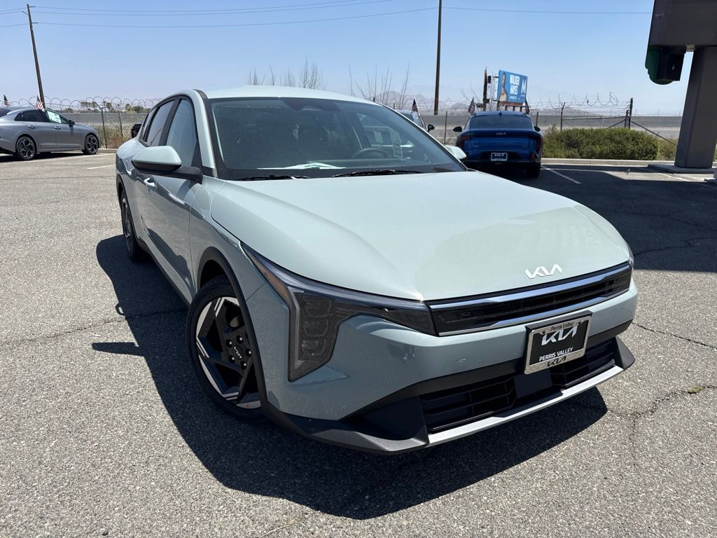 2026 Kia K4 EX