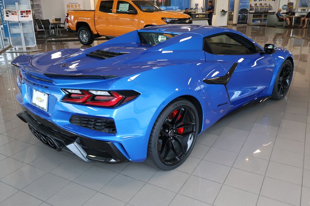 Thumbnail: 2025 Chevrolet Corvette - 8