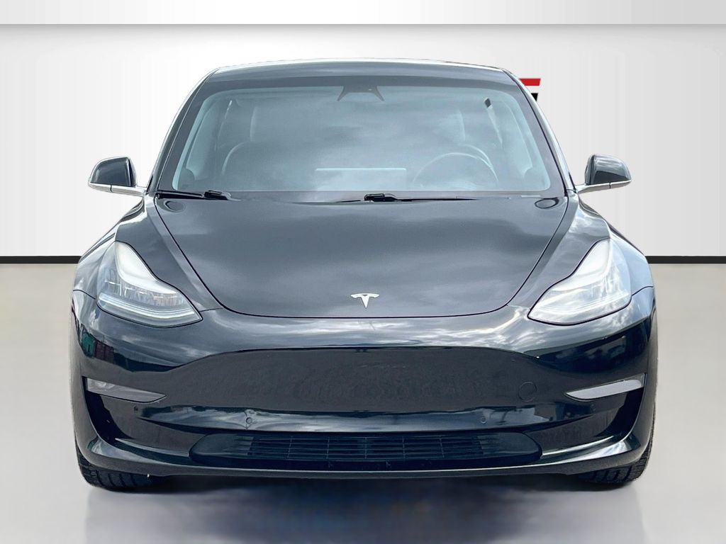 2019 Tesla Model 3 Standard Blue at Autostrade